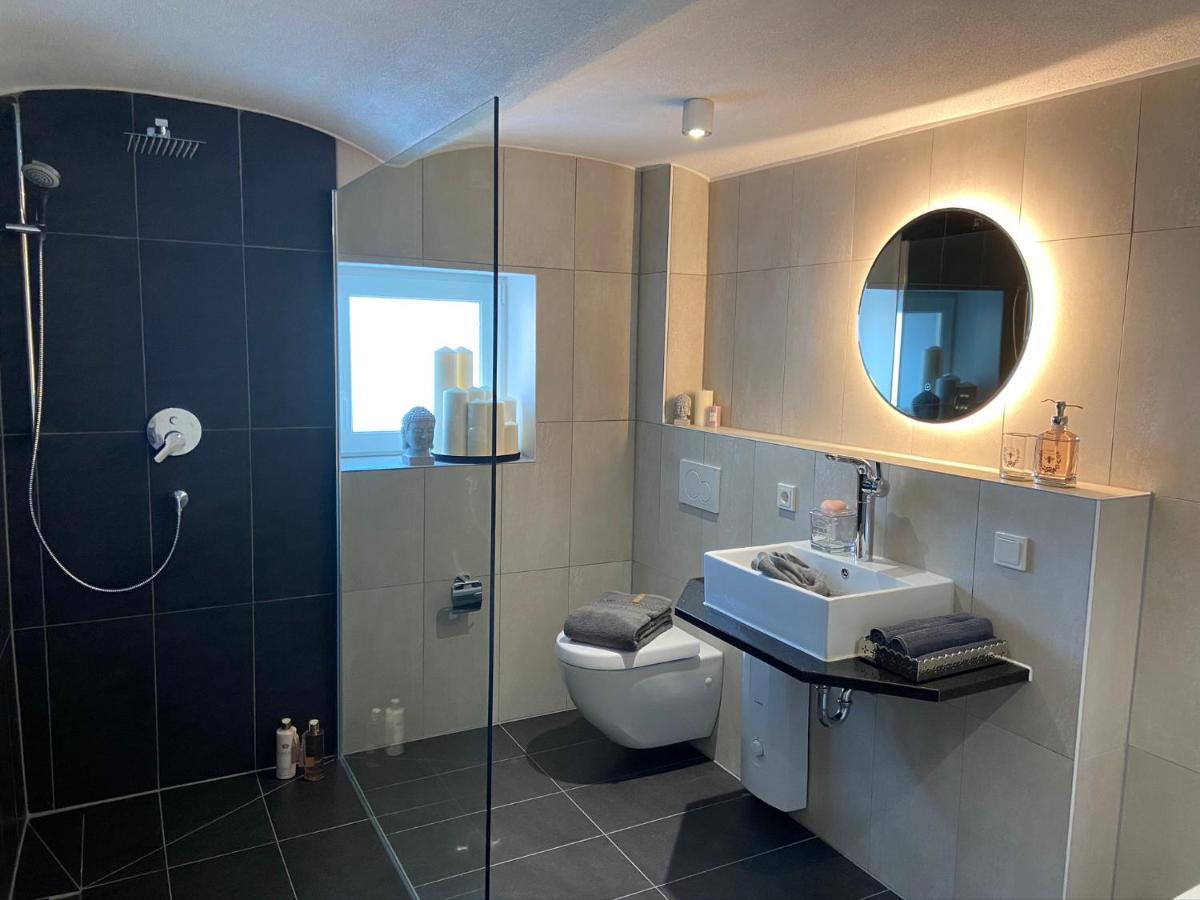 Luxus Ferienwohnung Mit Whirlpool Runkel Exterior foto